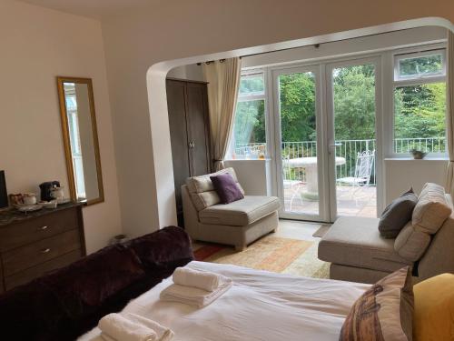 Woodland Views Bed & Breakfast