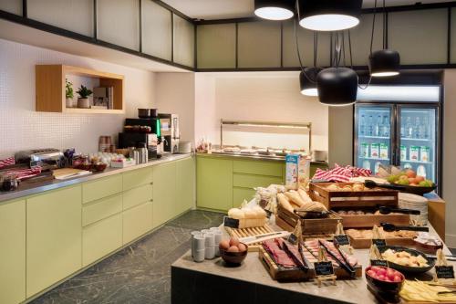 Staybridge Suites London - Heathrow Bath Road