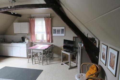 B&B / Studio De Druivelaar in hartje Kluisbergen (Berchem)