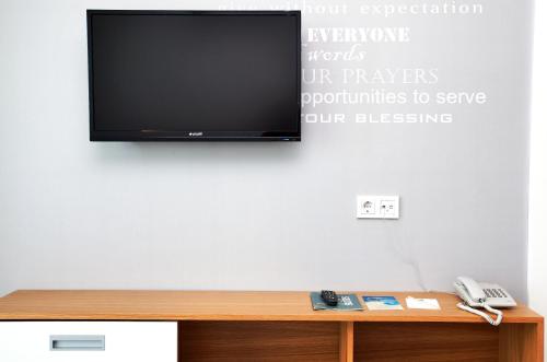 Green Garden Suite Hotel