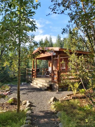 Bakkakot 1 - 林中温馨小屋 (Bakkakot 1 - Cozy Cabins in the Woods)