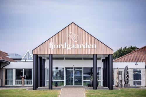 Hotel Fjordgården