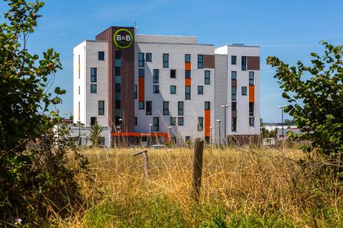 B&B Hotel LES HERBIERS