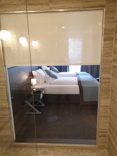 TRIP INN Conference Hotel & Suites