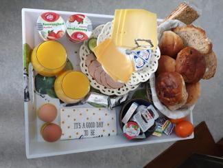 Bed & Breakfast Stay A While