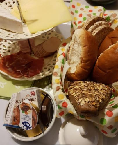 Bed & Breakfast Stay A While