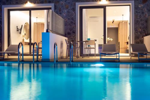 Zoes Hotel