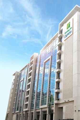 Holiday Inn Express Manila Newport City