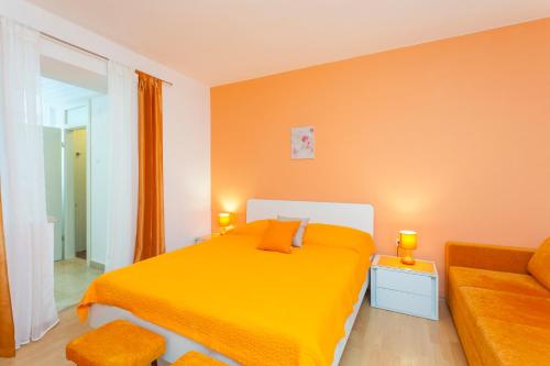 Apartments Makarska