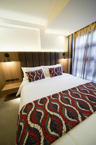 UNWND Boutique Hotel Makati