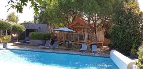 Le Clos Des Romarins