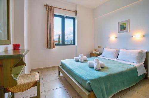 Dionysos Hotel Apartments & Studios