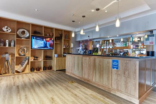 Southview Park Hotel