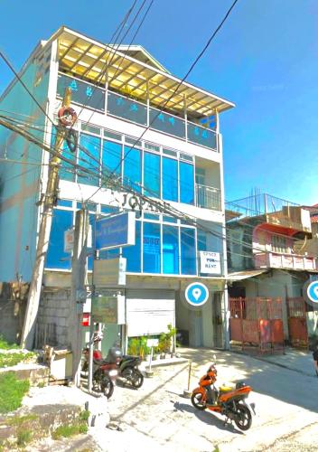 Patricio's Apartelle