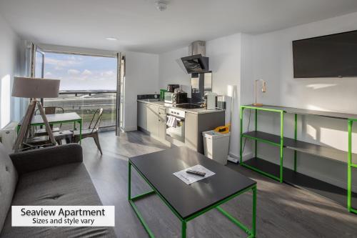 ApartHotel421 by Seafront Collection