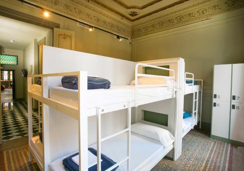 Sant Jordi Hostels Rock Palace