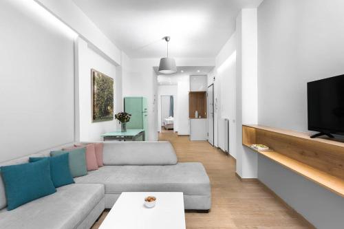 Flaneur, Nilie Hospitality MGMT