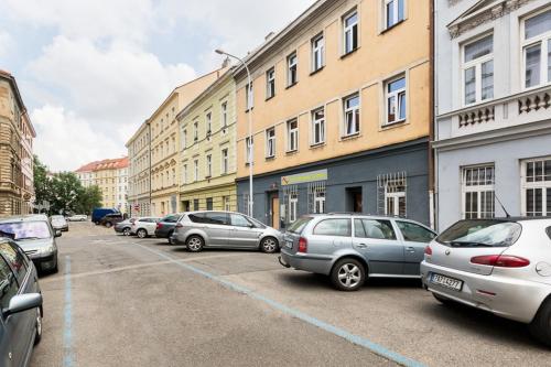 Easy Housing Hostel In Prague