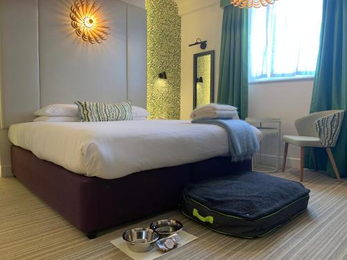 Maids Head Hotel