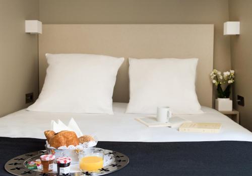 Suites et Hotel Helzear Etoile
