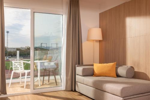 L'Azure Hotel