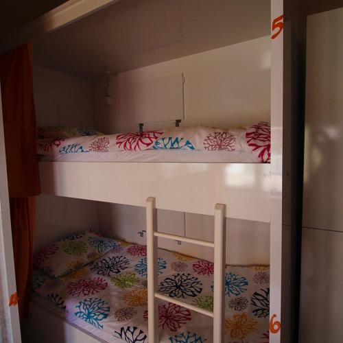 Deeps Hostel