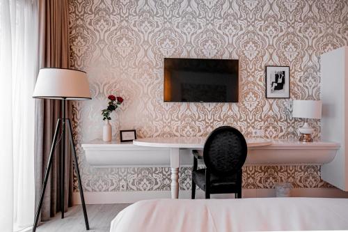 Le Theatre Hotel