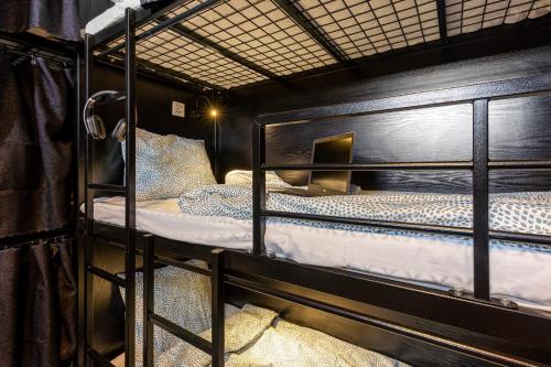 Bee Hostel