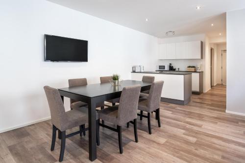 Kaiser Max Design Appartements Cafe Bar