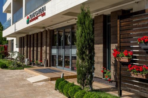 Tomis Garden Apart-Hotel