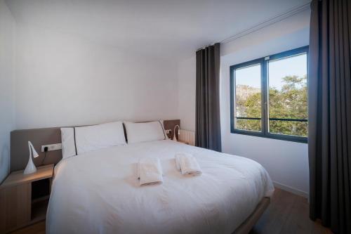 R32 Boutique Apartments