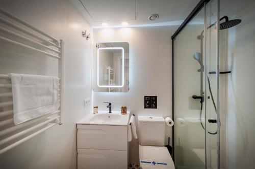 R32 Boutique Apartments