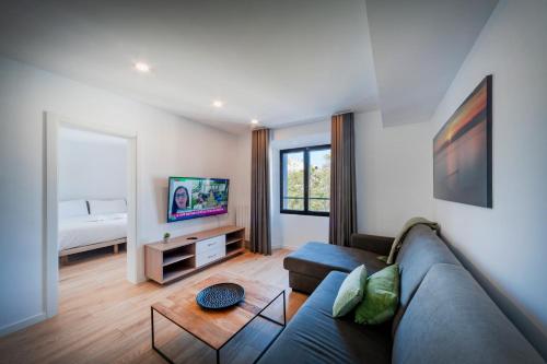 R32 Boutique Apartments