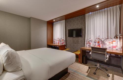 Sky Loft Hotel Kyiv by Rixwell