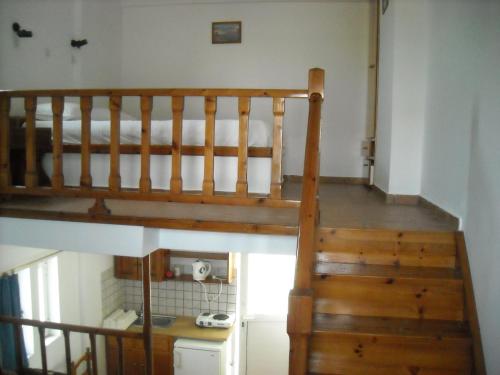 Level Houses