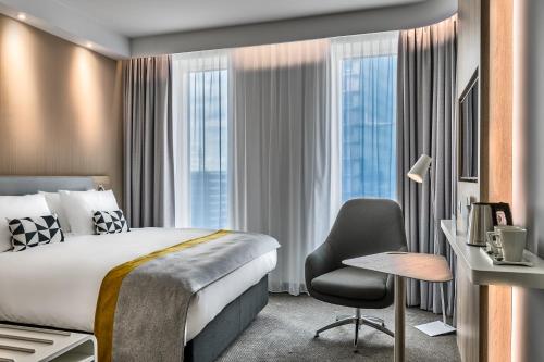 Holiday Inn Express Warsaw - The HUB