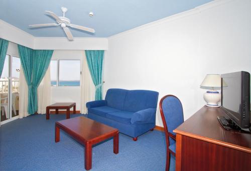 Hotel Riu Oliva Beach Resort