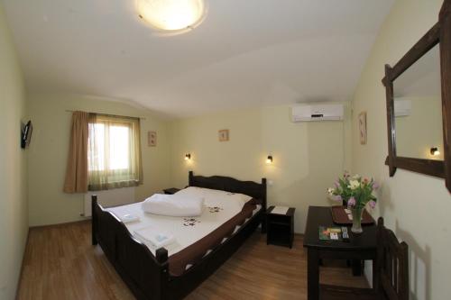 Oana Guest House