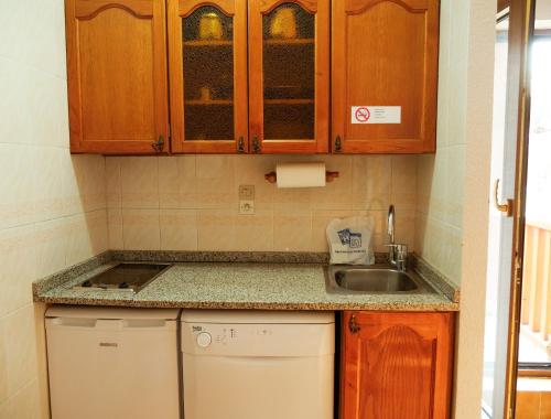 Apartamentos Deusol by Kione