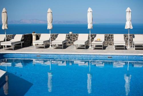 Agnadi View Villa Hotel
