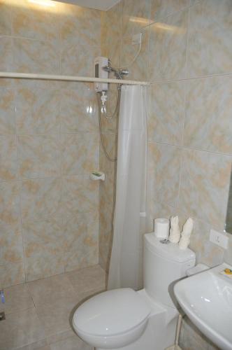 Date & Dine Residences