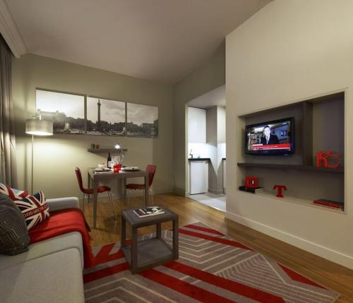 Citadines Trafalgar Square London