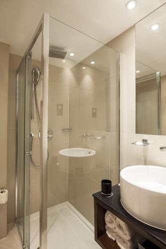 Park Grand Paddington Court London