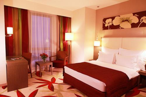Golden Tulip Ana Dome