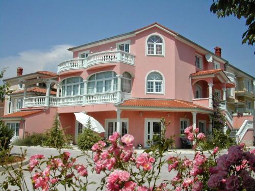 Villa Vera