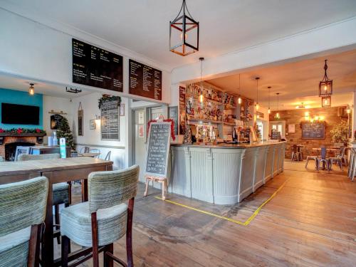 George and Dragon Inn