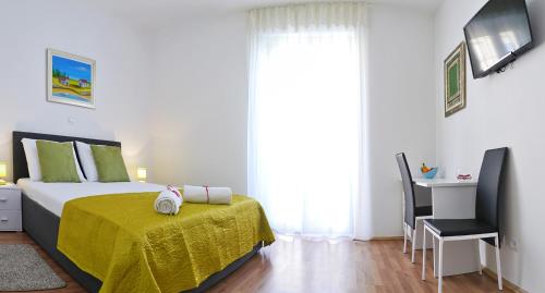 A&M Apartment and Rooms