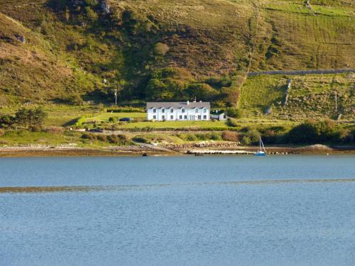 Waterfront Rest Bed & Breakfast