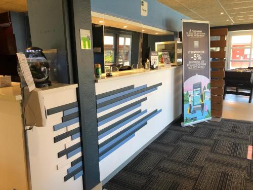 Hôtel Campanile Niort Est - La Crèche