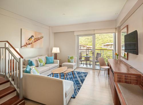 Pico Sands Hotel